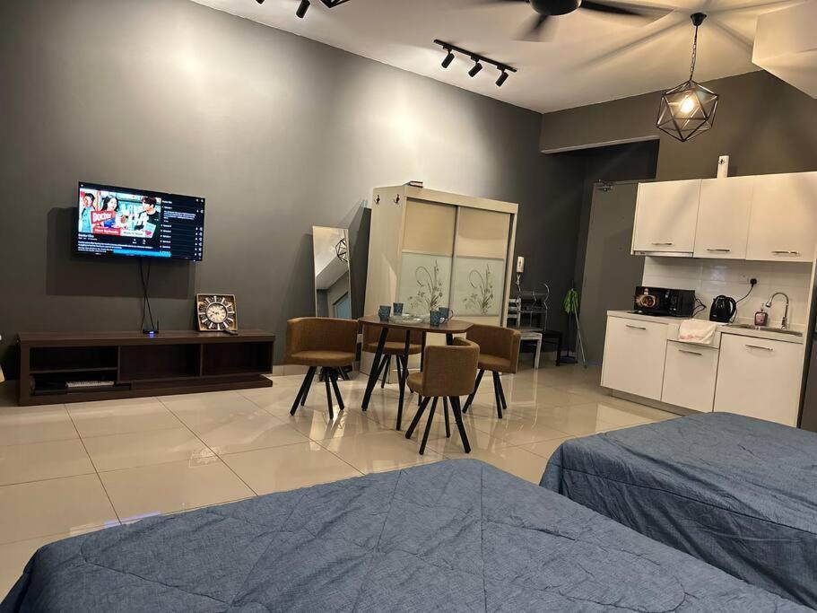 Vertex Wi-fi & Netflix Apartment
